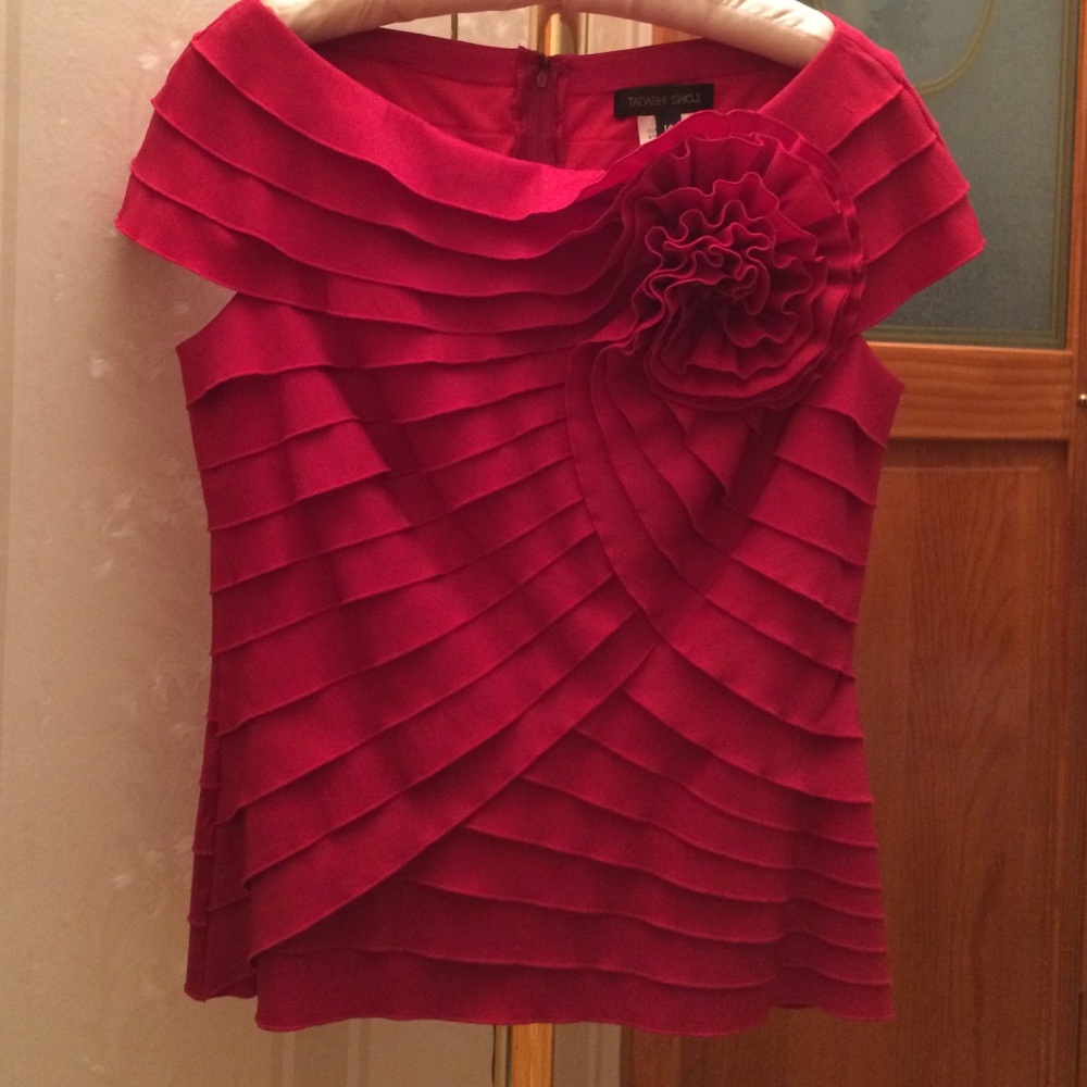Tadashi Shoji red ribbon blouse with flower